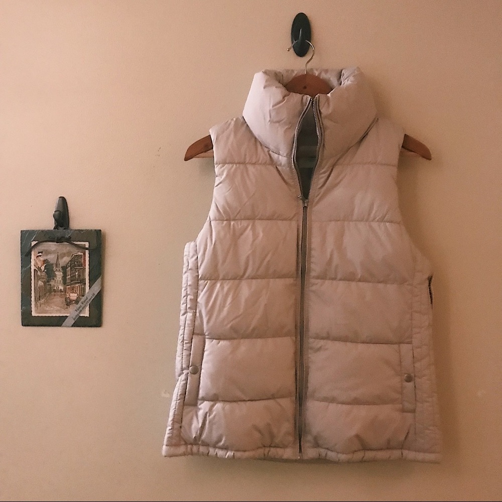 OLD NAVY Puffer Vest